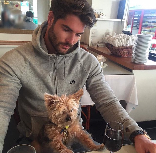 어느 모델이 키우고 있는 강아지....jpg | 인스티즈