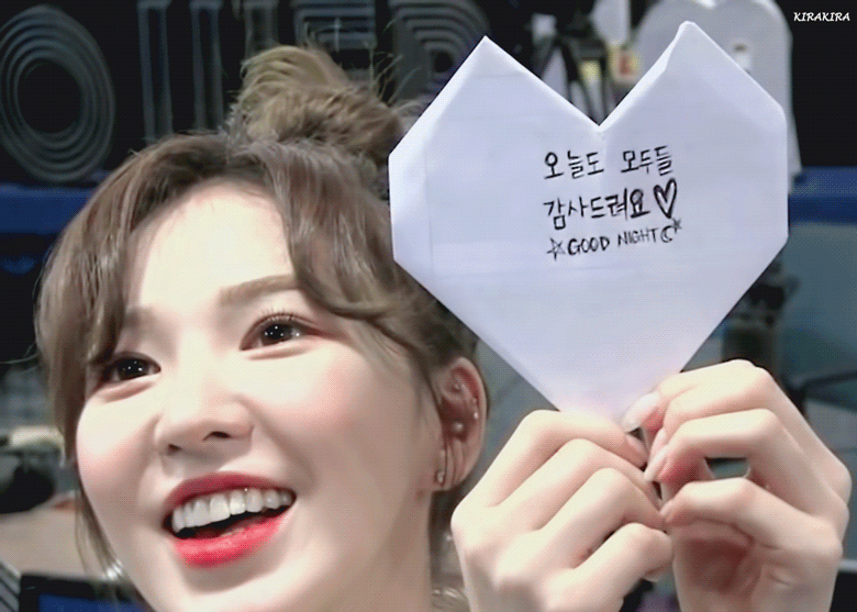 라디오 DJ가 된 레드벨벳 웬디.jpgif | 인스티즈