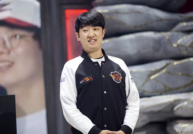 2019 롤드컵 우승팀 FPX VS LCK 올스타 승자는? | 인스티즈