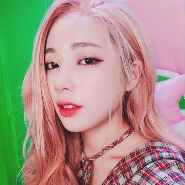 자신이 생각하는 여스트리머 비주얼 탑은? | 인스티즈