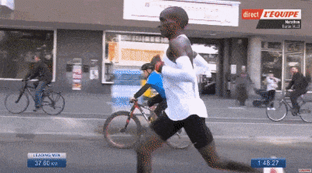 대한민국 마라톤의 전설 이봉주가 말하는 마라톤 선수들 훈련량.jpgif | 인스티즈