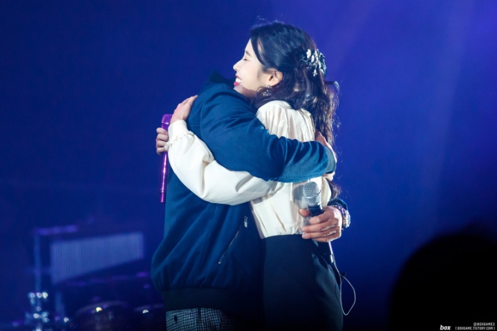 성공한 덕후 이지은(26세..아이유) | 인스티즈