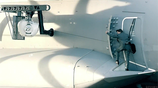 톰 크루즈가 미션 임파서블 찍으면서 힘들었다던 장면들.gif | 인스티즈