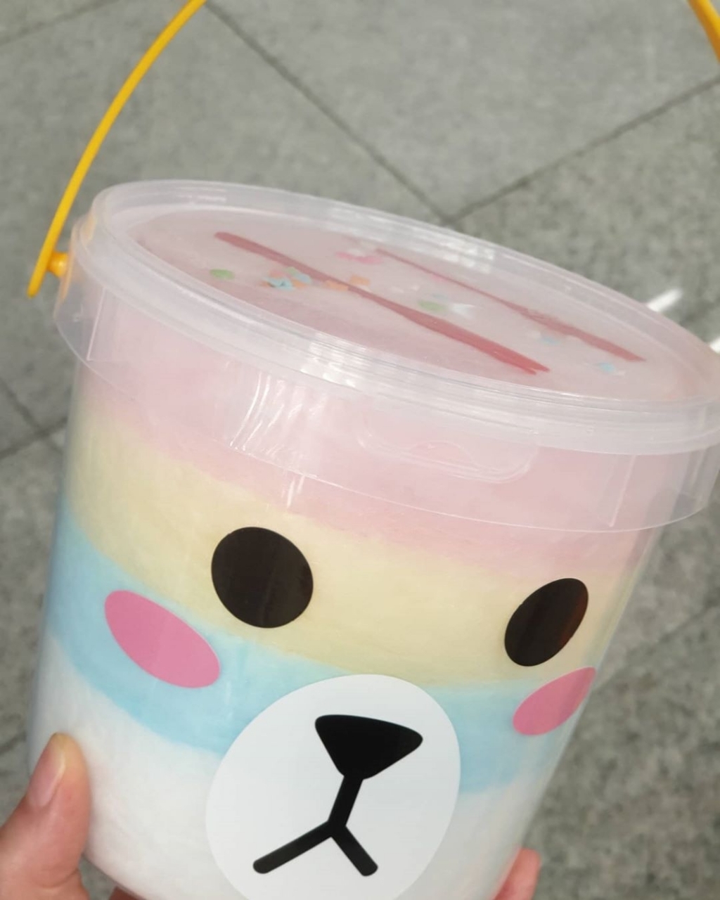 요즘 애들이 먹는 솜사탕.......jpg | 인스티즈