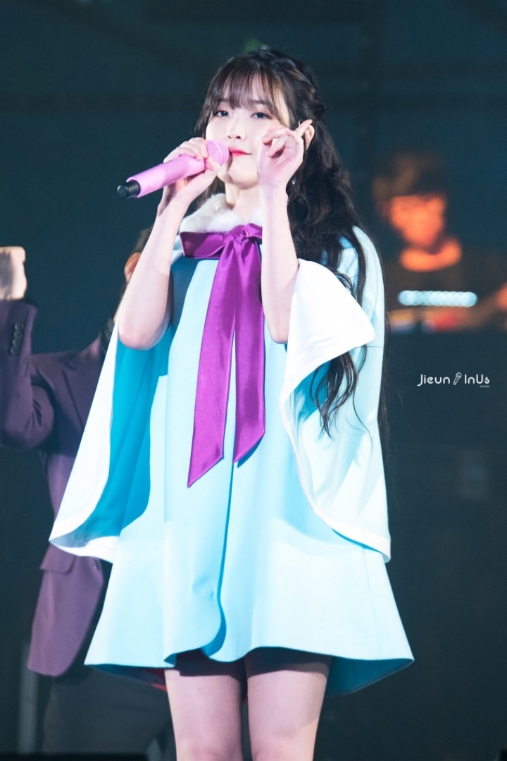 아이유 | 인스티즈