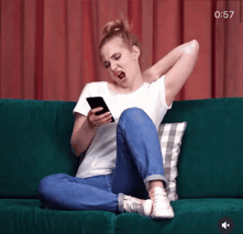 등이 너무 가려울때 꿀팁.gif | 인스티즈