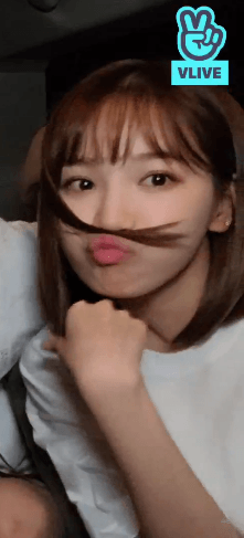 표정이 다양한 아이즈원 김채원.gif | 인스티즈