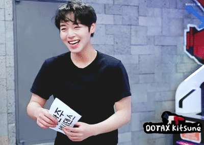 편의점을 찾아온 멍뭉이.JPG | 인스티즈