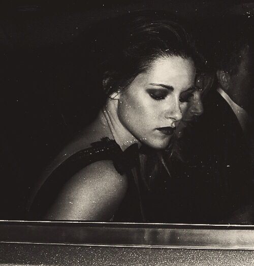 미국에서 크리스틴 스튜어트 퇴폐적인 척 한다는 말 쏙 들어갔다는 부모님사진 | 인스티즈