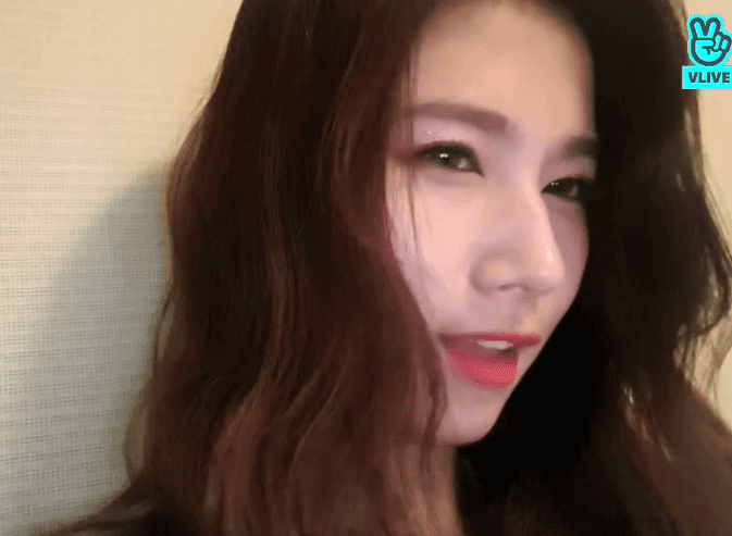 트와이스 사나 v앱 근접사진 | 인스티즈