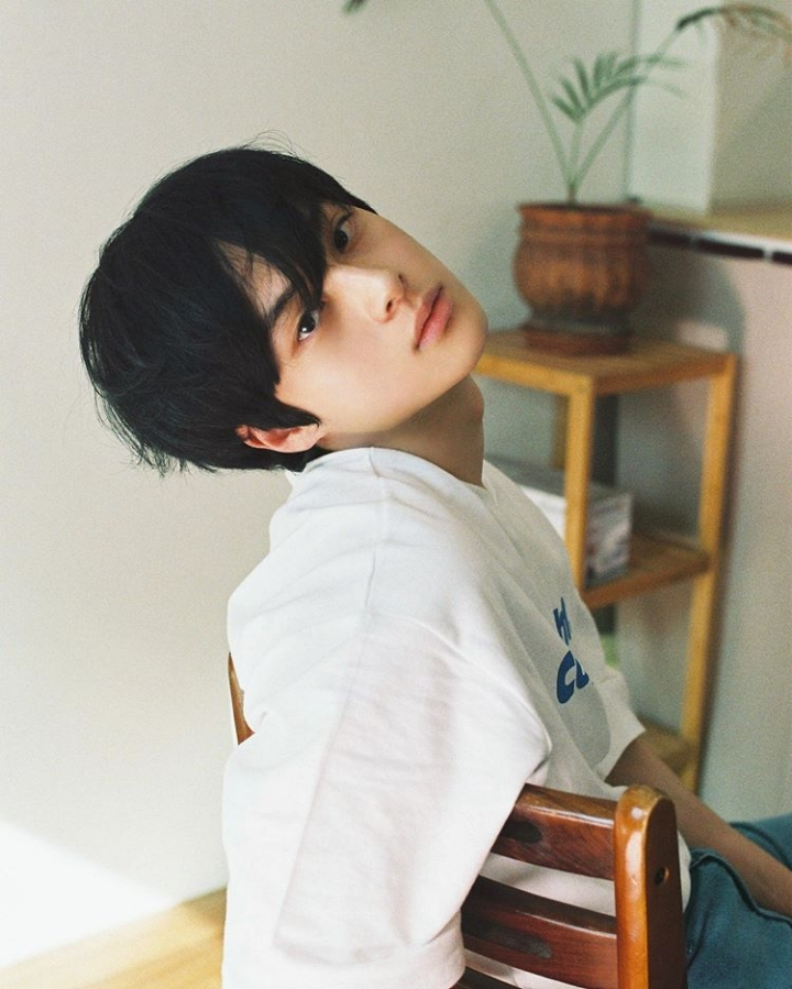 헬스장에서 운동 하는 유튜버 노잼봇.gif | 인스티즈