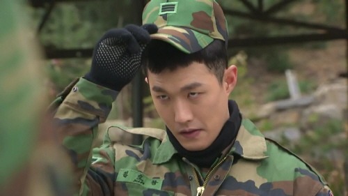 본인의 군생활중 가장 나이가 많았던 후임의 나이는? | 인스티즈