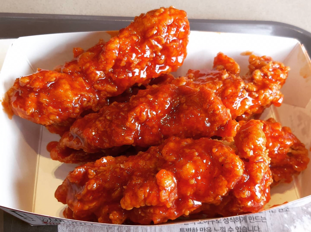 KFC 갓양념 블랙라벨치킨.jpg | 인스티즈