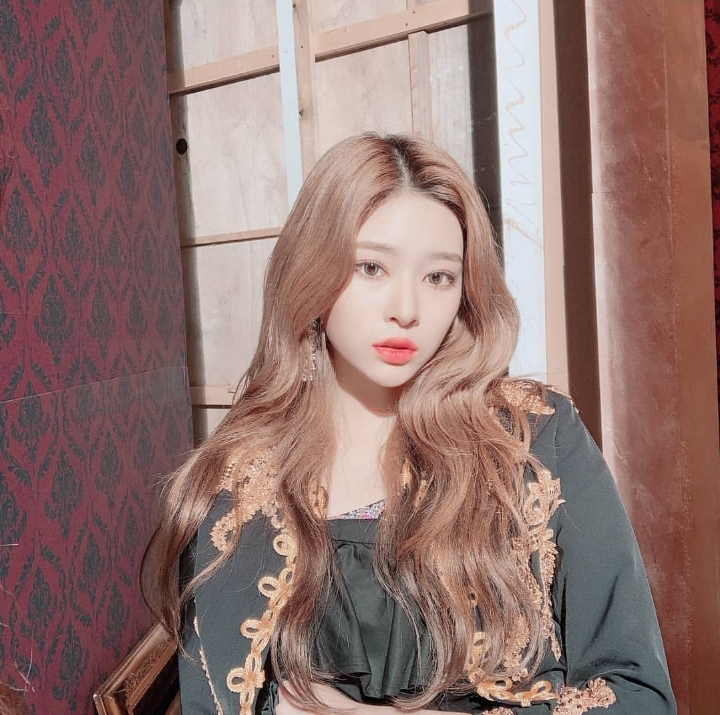 어마어마하게 이쁜 아이즈원 민주 | 인스티즈