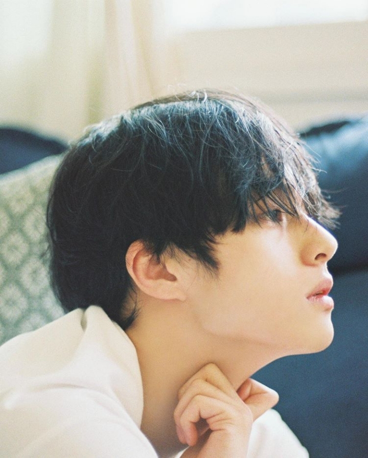 헬스장에서 운동 하는 유튜버 노잼봇.gif | 인스티즈