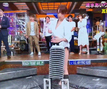 섹시 기왓장깨기.gif | 인스티즈