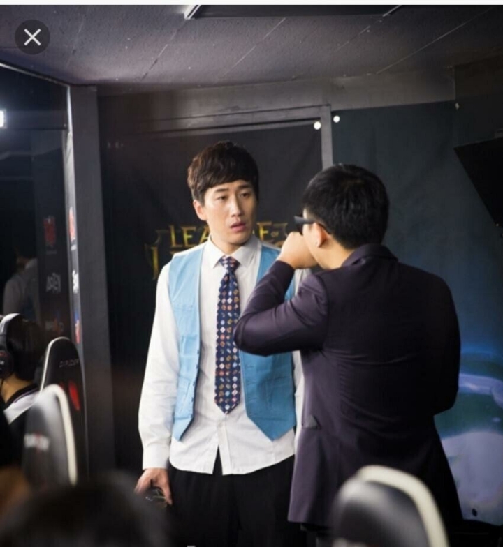 ??? : 아니 내가 돈을 내고 하겠다니까? | 인스티즈