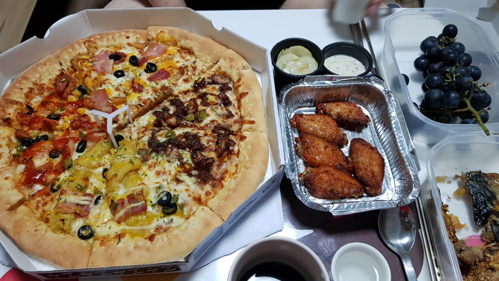 ㄹㅇ 현실적인 자취 밥상 | 인스티즈