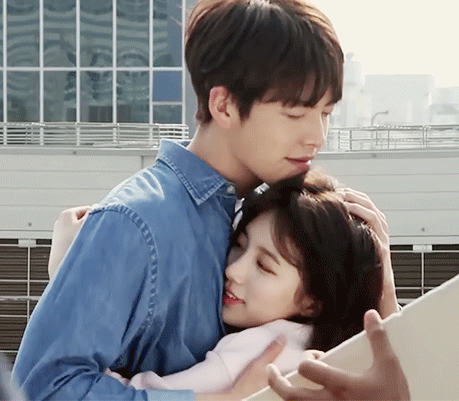 수지 김우빈 포옹씬 찍을때 촬영장 상황 | 인스티즈