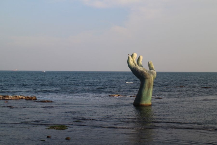 갯벌이 위험한 이유.gif | 인스티즈