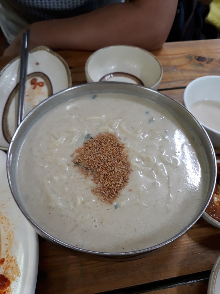 올레길에국수잔치 이미지