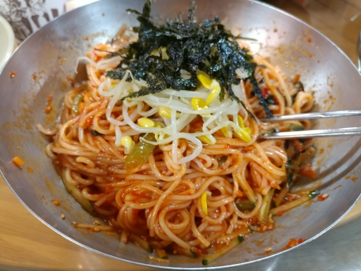 뚝방국수 이미지