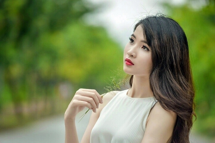 뒤에있다 이미지