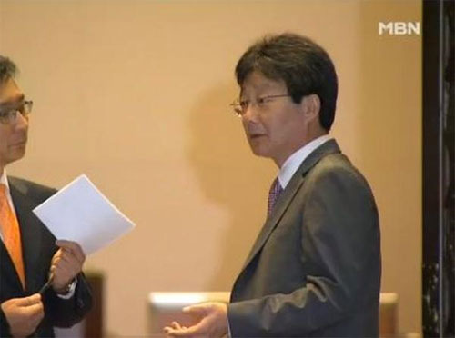 유승민 사퇴, 새누리당은 ‘환관당’이 됐고, 김무성은 ‘박근혜 애완견’이 됐다