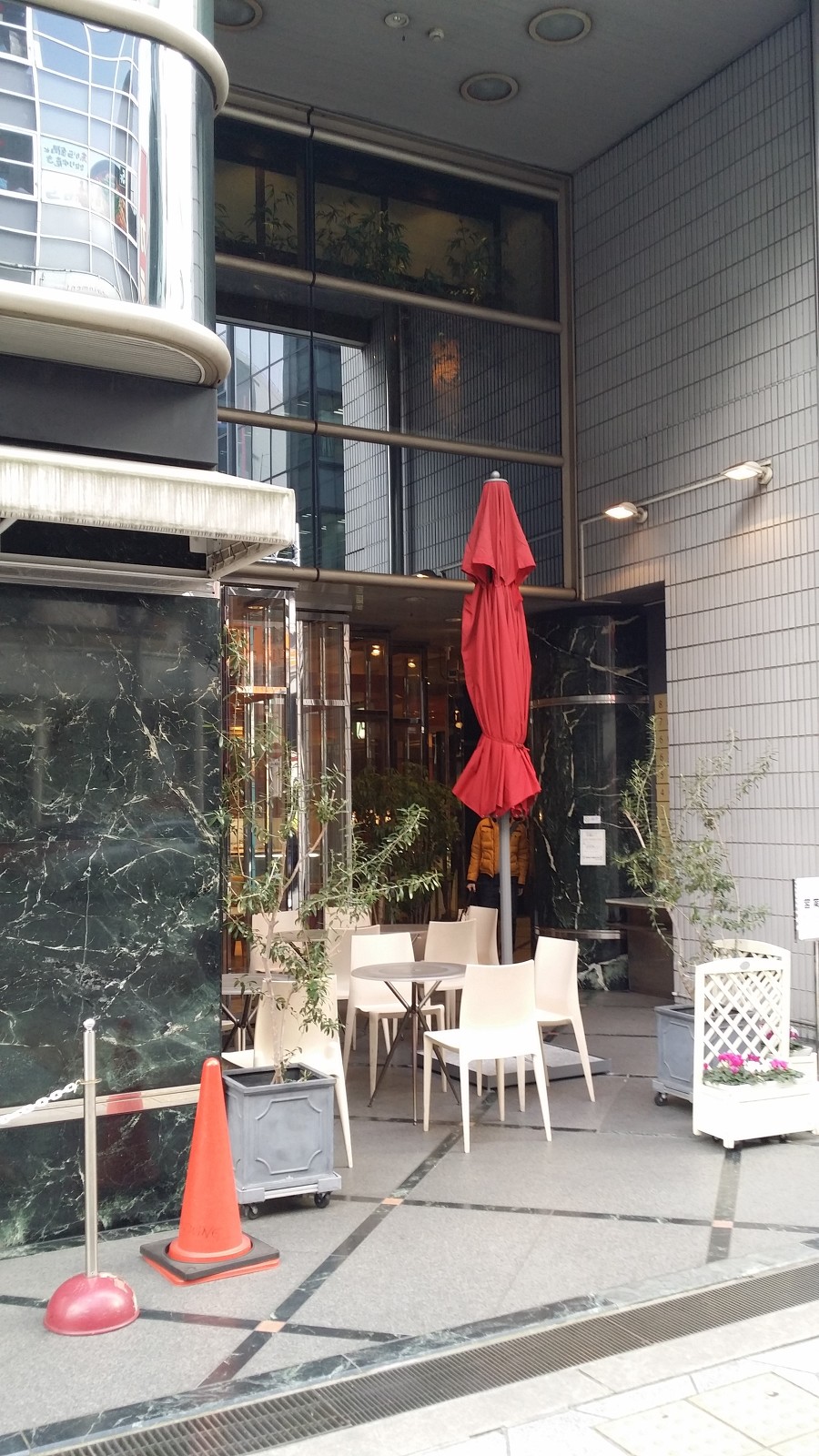오사카 커피 기행 -17 니시무라 커피점 우메다점  --커피놀이터 감성로스팅 카페알트로