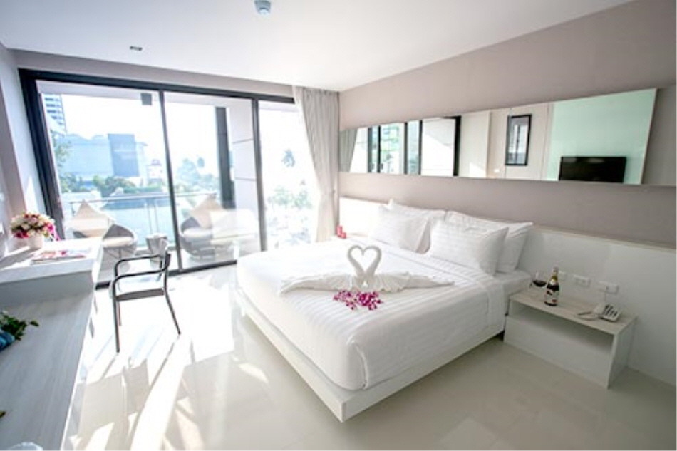 파타야 세레노텔 파타야 비치 프런트 Serenotel Pattaya Beach Front