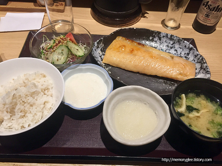 후쿠오카 아카사카 맛집, 생선구이 가정식 메시이코카! 천엔!