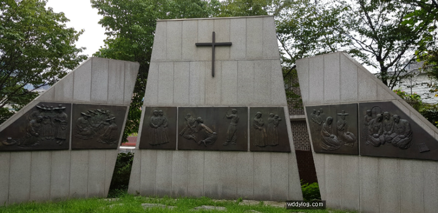 서울역 근처 가볼만한곳 - 우리나라 최초의 서양식 성당 약현성당