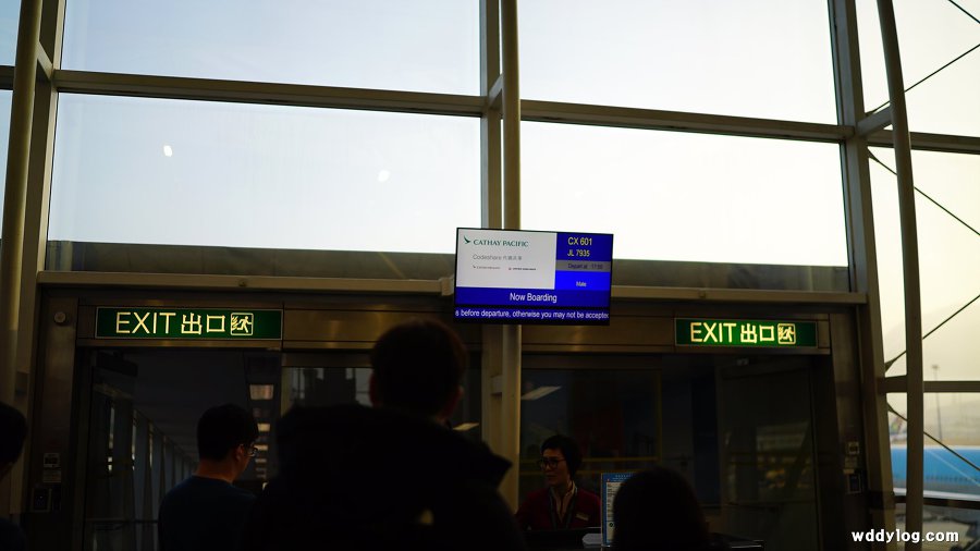 몰디브 신혼여행기 - 홍콩공항에서 몰디브 말레공항까지 비지니스석 후기, 몰디브 공항에서 유심사기