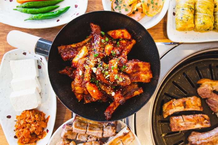 머시기쪽갈비생족발구이 이미지