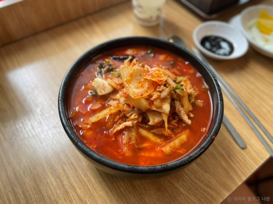 뚝배기화룡짬뽕 이미지