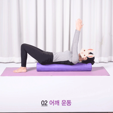 군살 없애주는 '폼롤러' 운동법 따라하기! 군살 없애주는 '폼롤러' 운동법 따라하기!