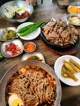 마늘석갈비막국수 이미지