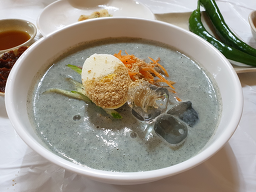 동굴칡국수 이미지