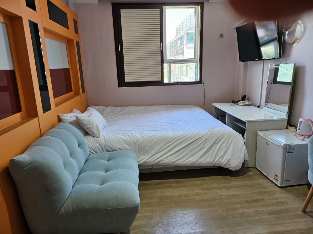 백년모텔 이미지