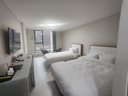 더블리스워케이션호텔 이미지