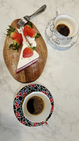 카페아우룸 이미지