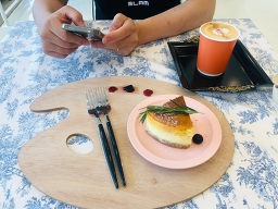 글루글루 이미지