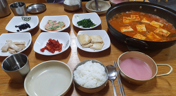 소풍가는날 식당 이미지