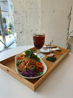 스물넷일곱 이미지