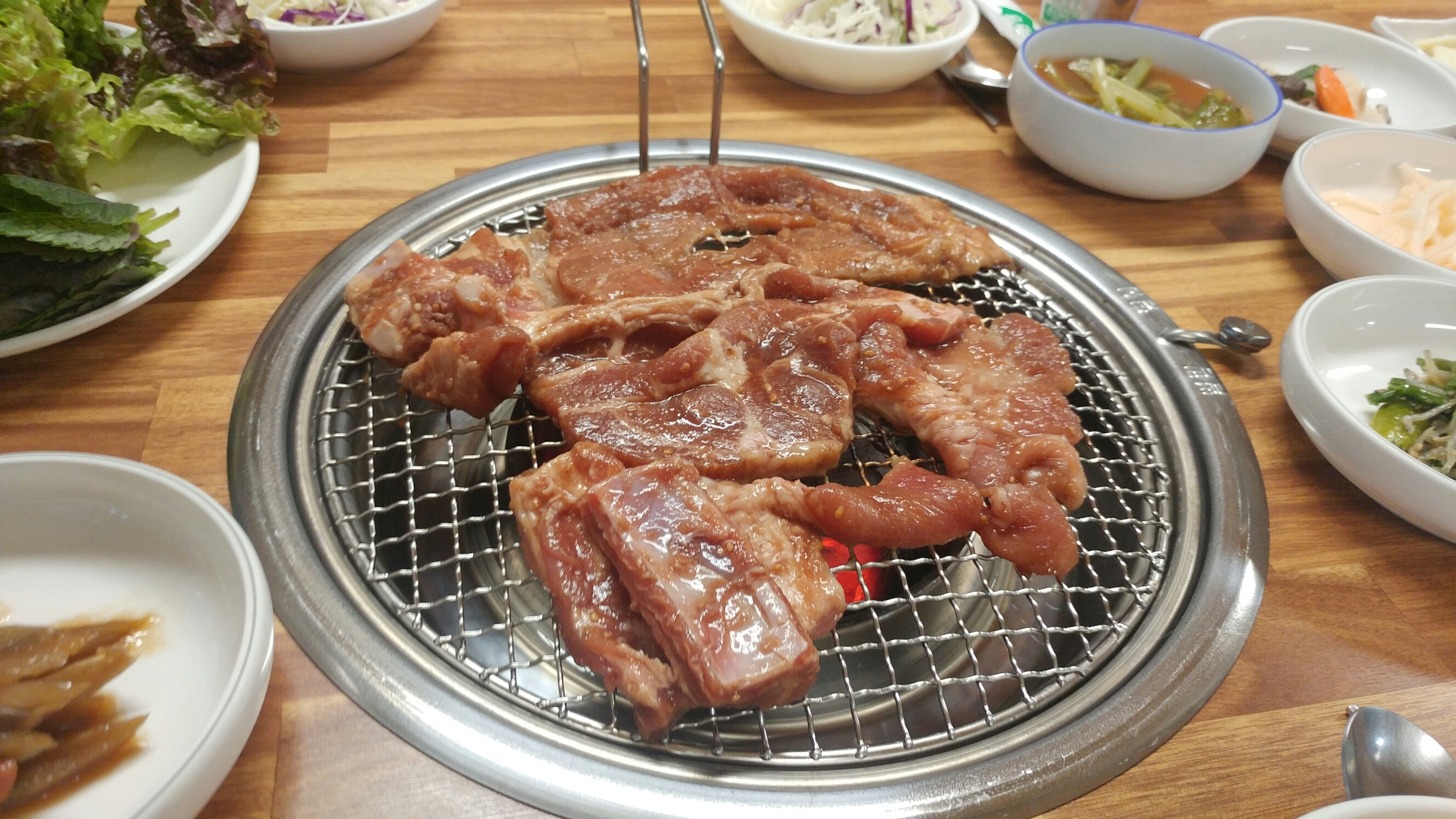 폭포숯불돼지갈비 이미지