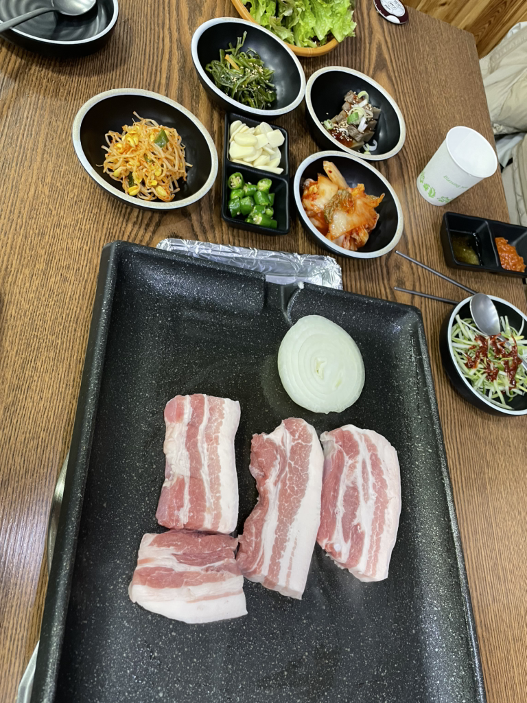 사랑방생삼겹살전문 이미지