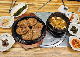 원시인마늘떡갈비 이미지