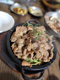 마늘석갈비막국수 이미지