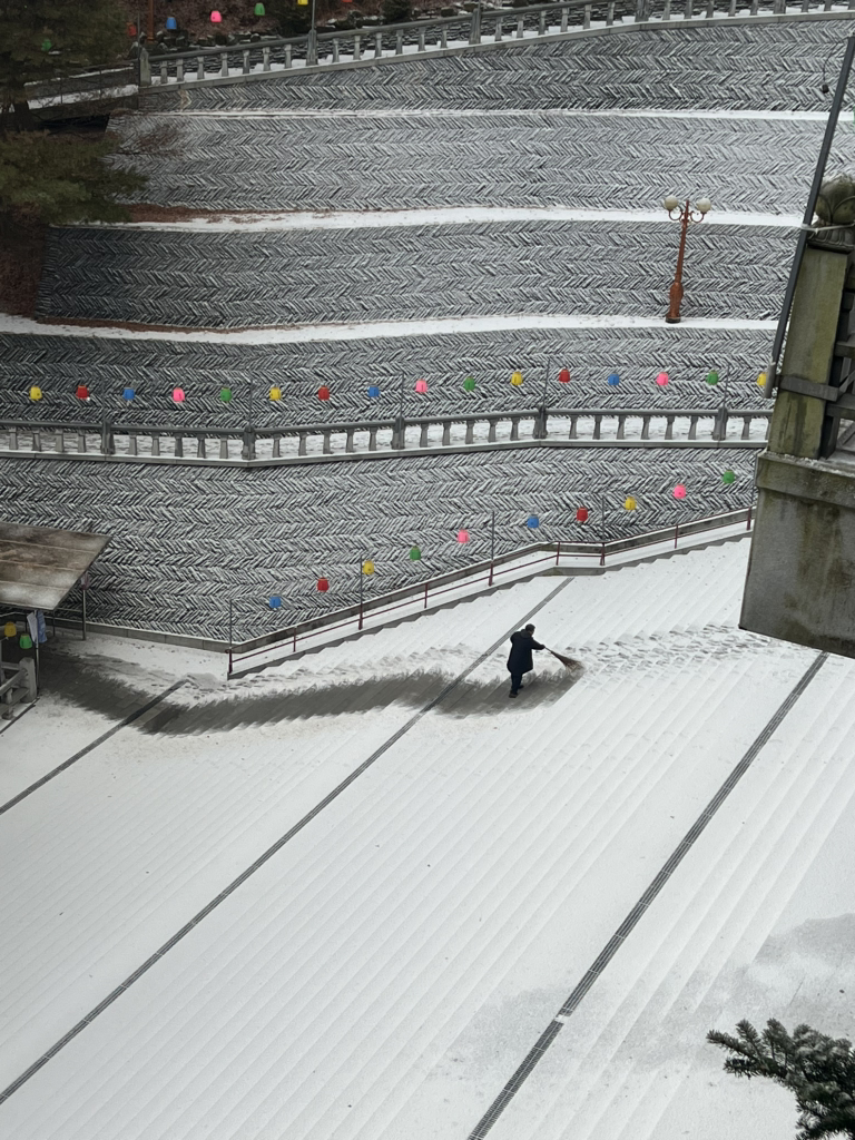 구인사 주차장 이미지