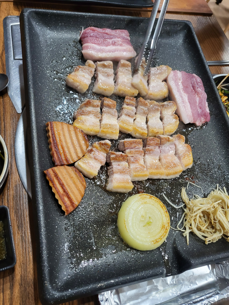 사랑방생삼겹살전문 이미지